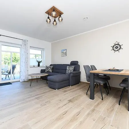 Landwarf Grafthof * נויהרלינגרזיל