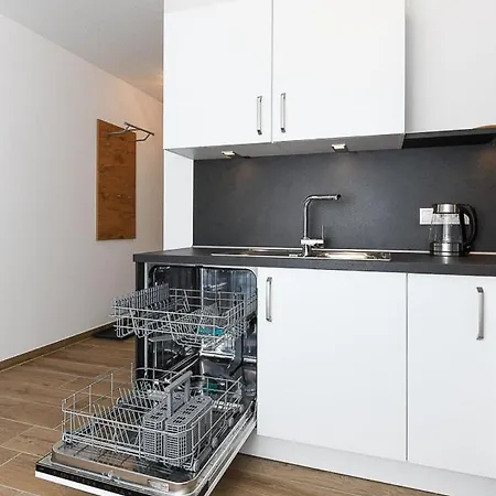 Landwarf Grafthof נויהרלינגרזיל