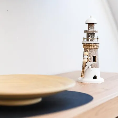 Landwarf Grafthof דירה נויהרלינגרזיל