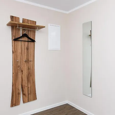 Landwarf Grafthof דירה *