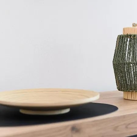 Landwarf Grafthof דירה נויהרלינגרזיל