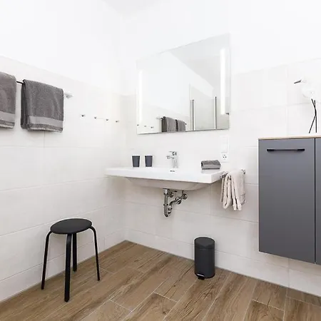 דירה Landwarf Grafthof *