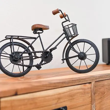 Landwarf Grafthof דירה *