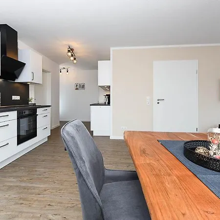 דירה Landwarf Grafthof נויהרלינגרזיל