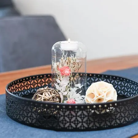 Landwarf Grafthof דירה *