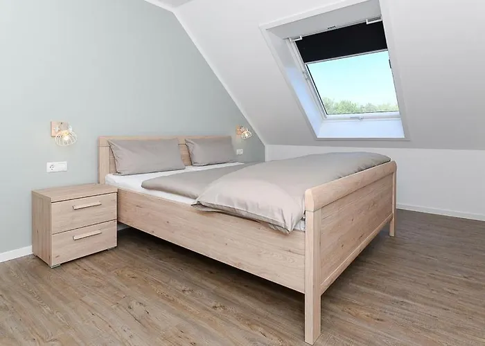 Landwarf Grafthof Нойхарлингерзиль