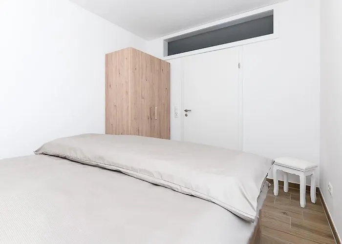 Landwarf Grafthof Апартаменты *